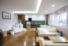 One bedroom apartment to rent in Tay Ho, gym room available